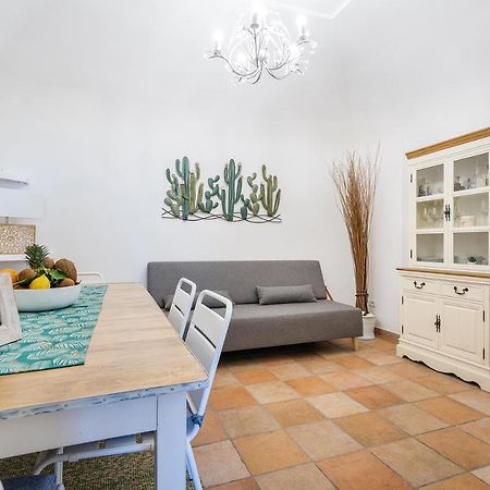 Nonna Carmela Apartment SantʼAgata sui Due Golfi Екстериор снимка