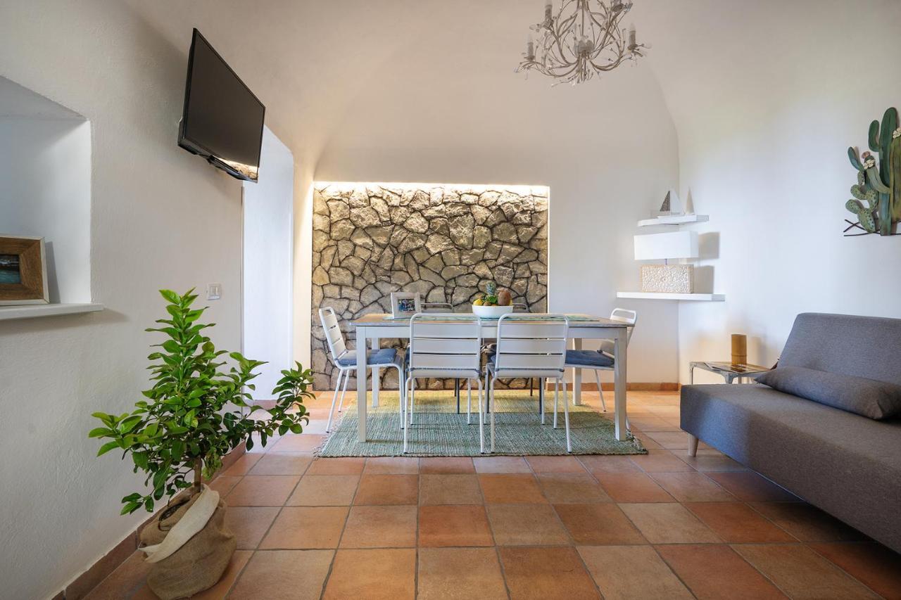 Nonna Carmela Apartment SantʼAgata sui Due Golfi Екстериор снимка